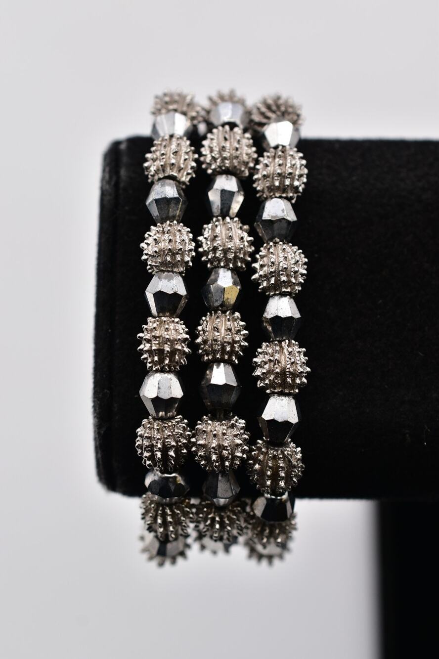 Crown Trifari Vintage Beaded Bracelet Silver Gray Crystal Layered Signed BinD